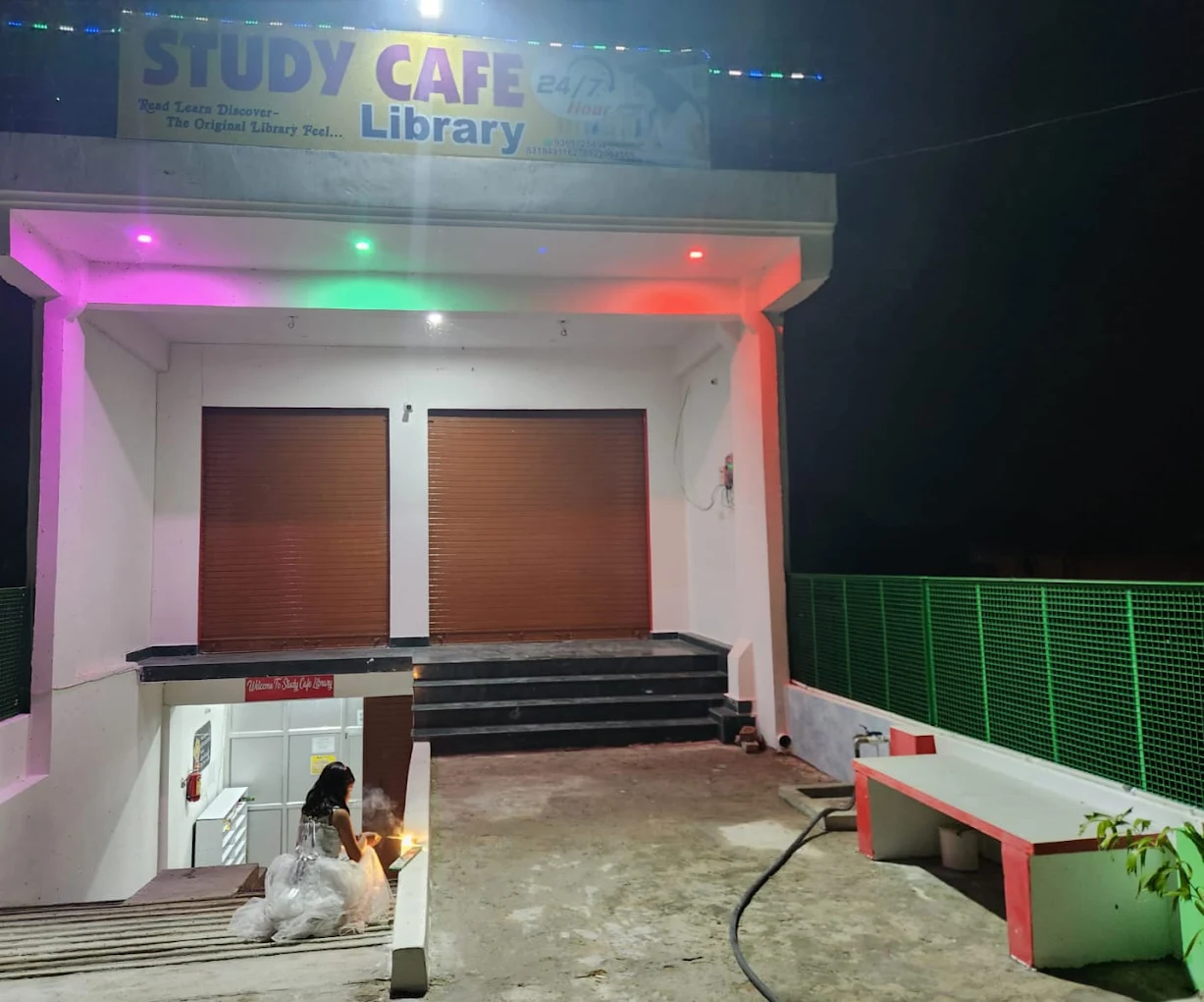 Gallery photo